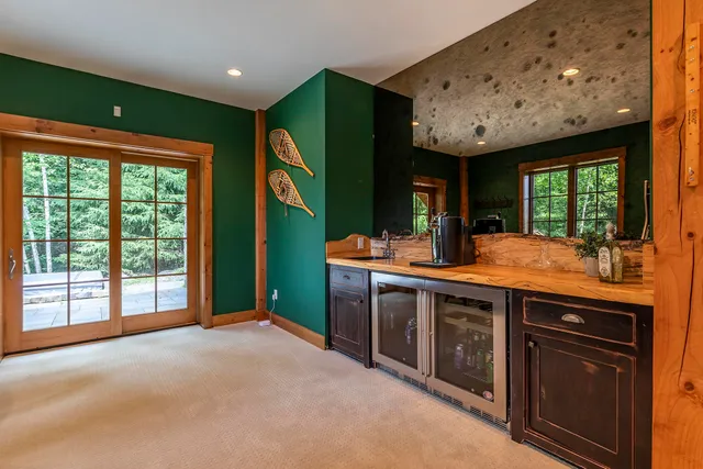 $2,225,000 | 16 Hunter Ridge Road, Winhall, VT 05340