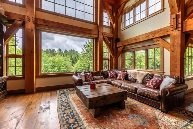 $2,225,000 | 16 Hunter Ridge Road, Winhall, VT 05340