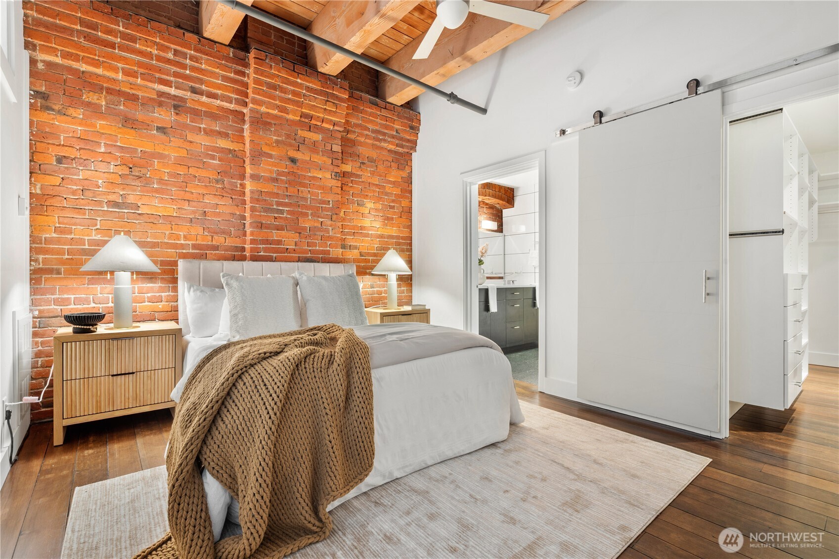 210 3rd Avenue South, Unit 2D Seattle, WA 98104 - Photo 13 of 26