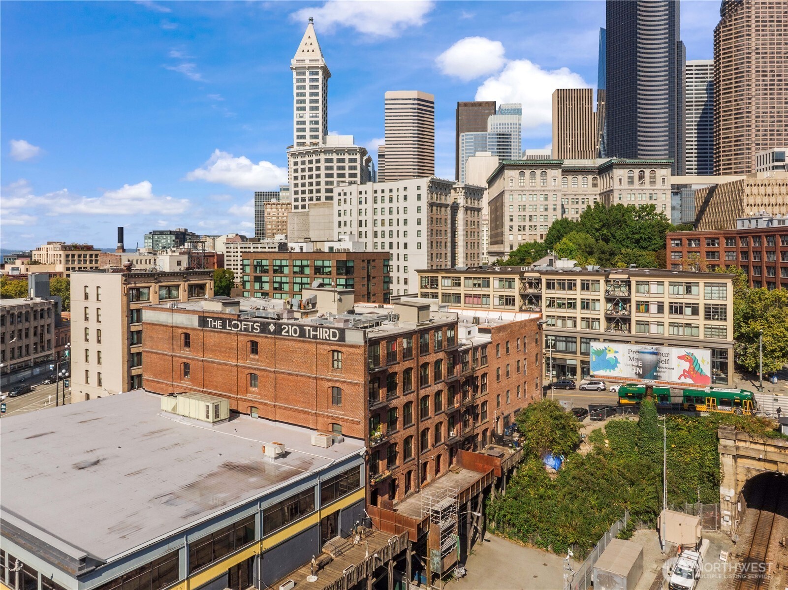 210 3rd Avenue South, Unit 2D Seattle, WA 98104 - Photo 24 of 26