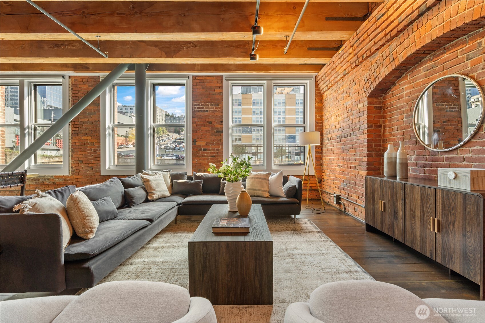 210 3rd Avenue South, Unit 2D Seattle, WA 98104 - Photo 7 of 26