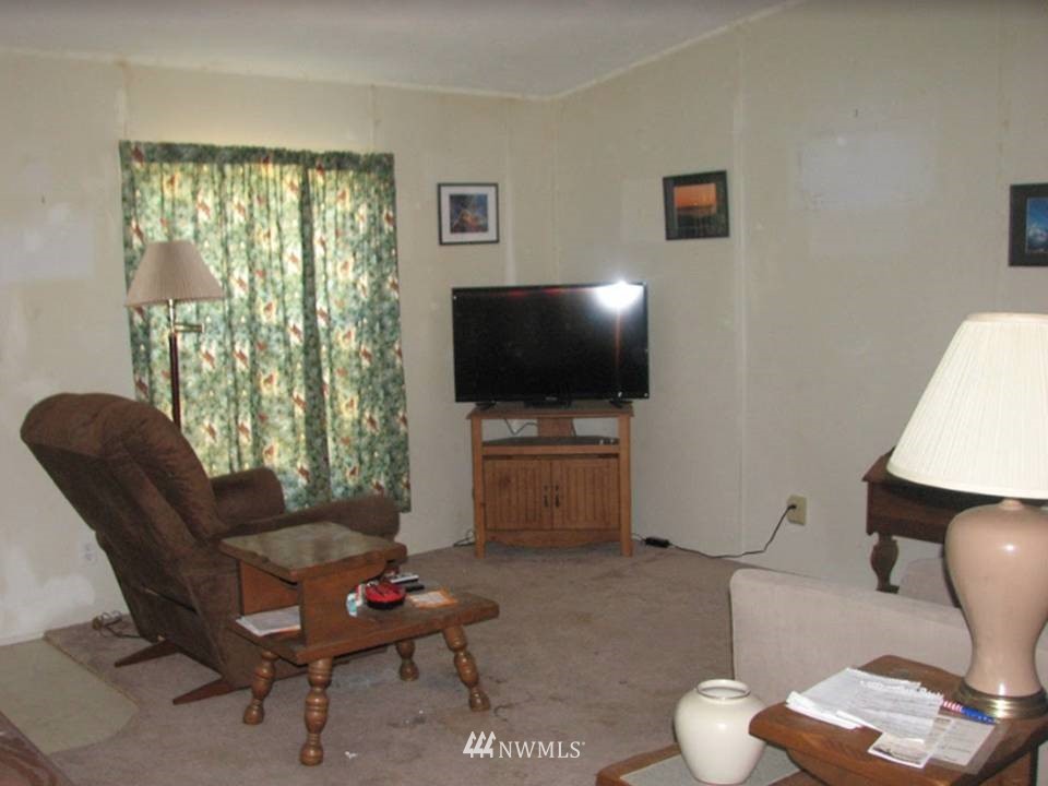 9 Deer Lake Road Republic, WA 99166 - Photo 4 of 16