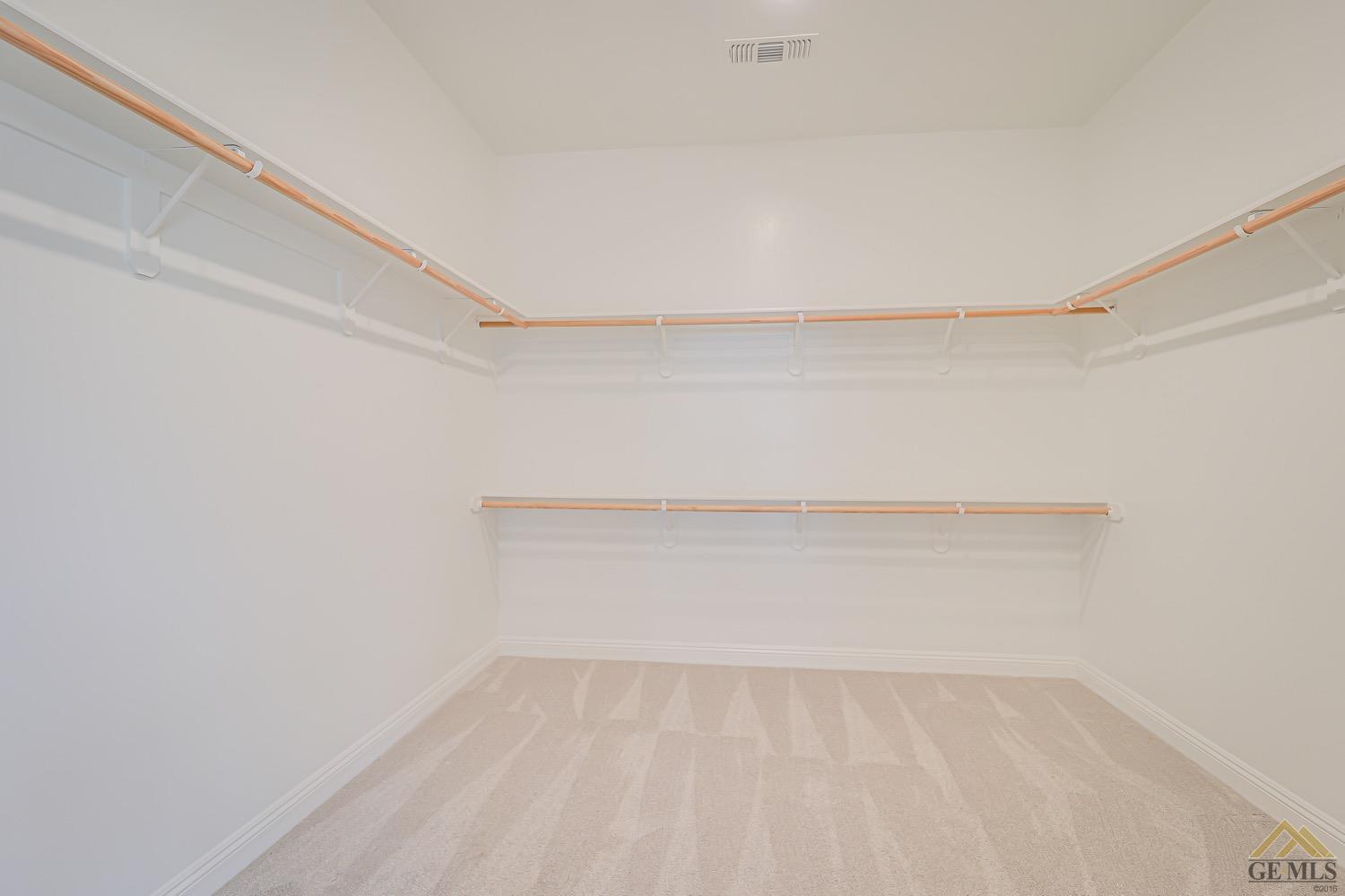 Undisclosed Address Bakersfield, CA 93311 - Photo 29 of 34 a view of an empty room