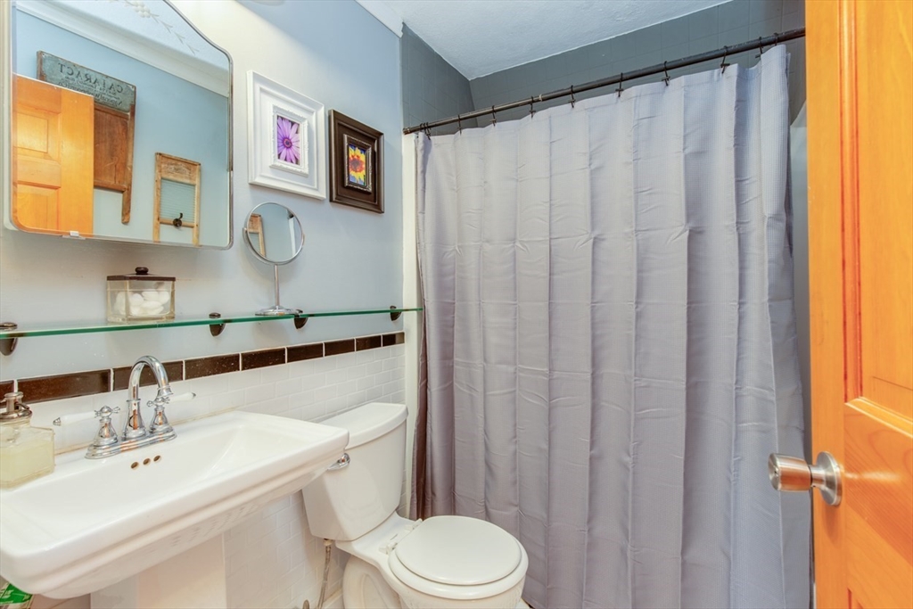 15 Trotting Park Road Lowell, MA 01854 - Photo 29 of 42 Gallery Image 29