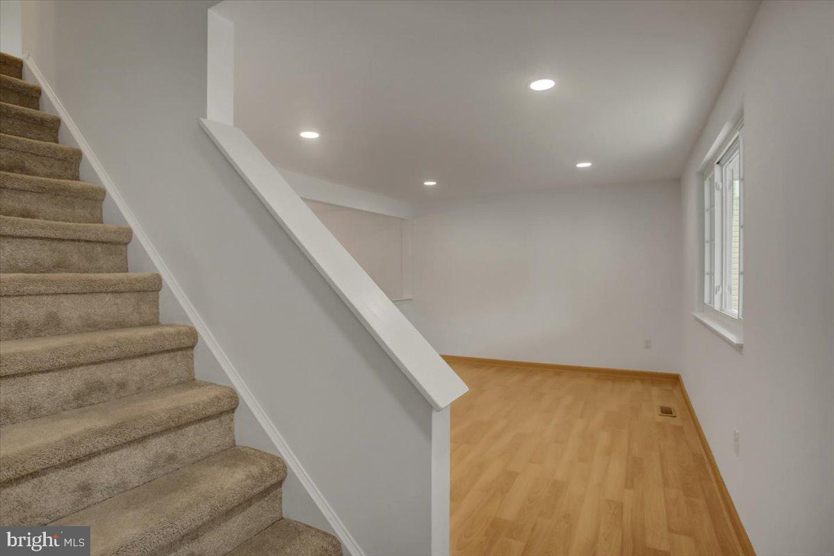 1796 Harvest Drive Frederick, MD 21702 - Photo 5 of 42