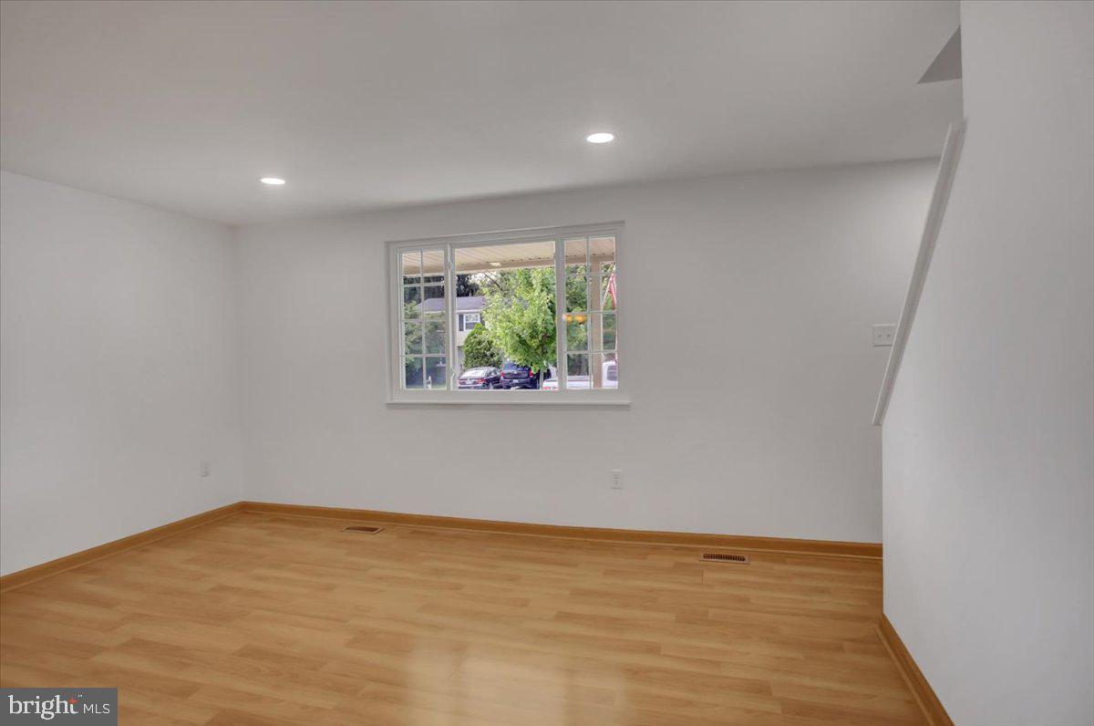 1796 Harvest Drive Frederick, MD 21702 - Photo 7 of 42