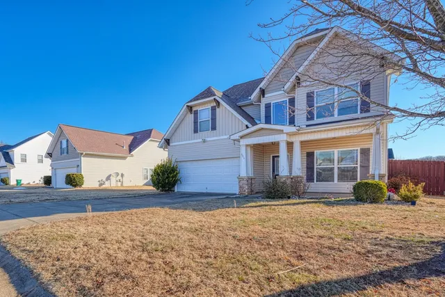 $305,000 | 695 Flintrock Drive, Boiling Springs, SC 29316