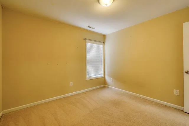 $305,000 | 695 Flintrock Drive, Boiling Springs, SC 29316