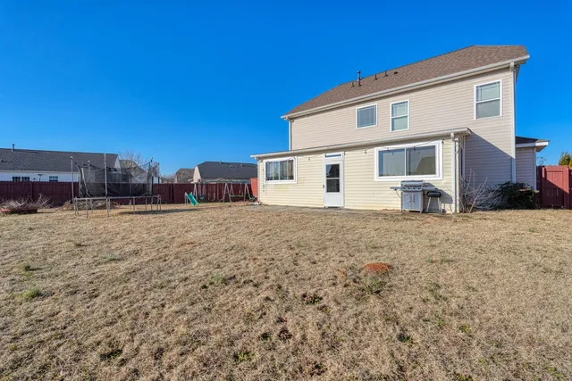 $305,000 | 695 Flintrock Drive, Boiling Springs, SC 29316