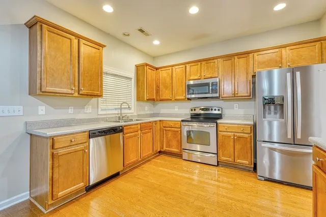 $305,000 | 695 Flintrock Drive, Boiling Springs, SC 29316