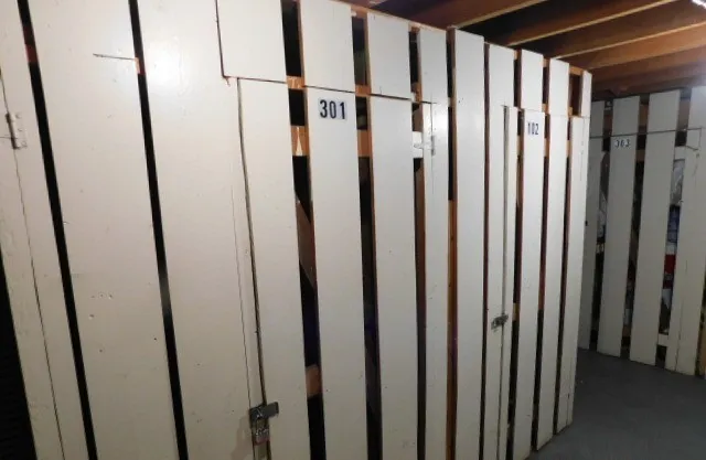 $124,900 | 520 North Wolf Road, Unit 301, Hillside, IL 60162