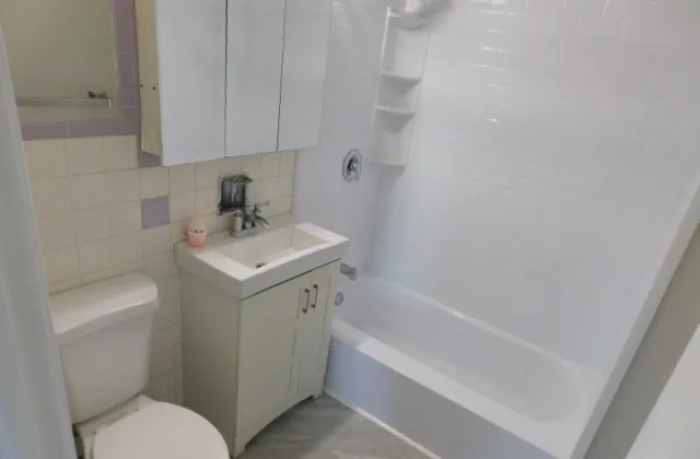 $124,900 | 520 North Wolf Road, Unit 301, Hillside, IL 60162