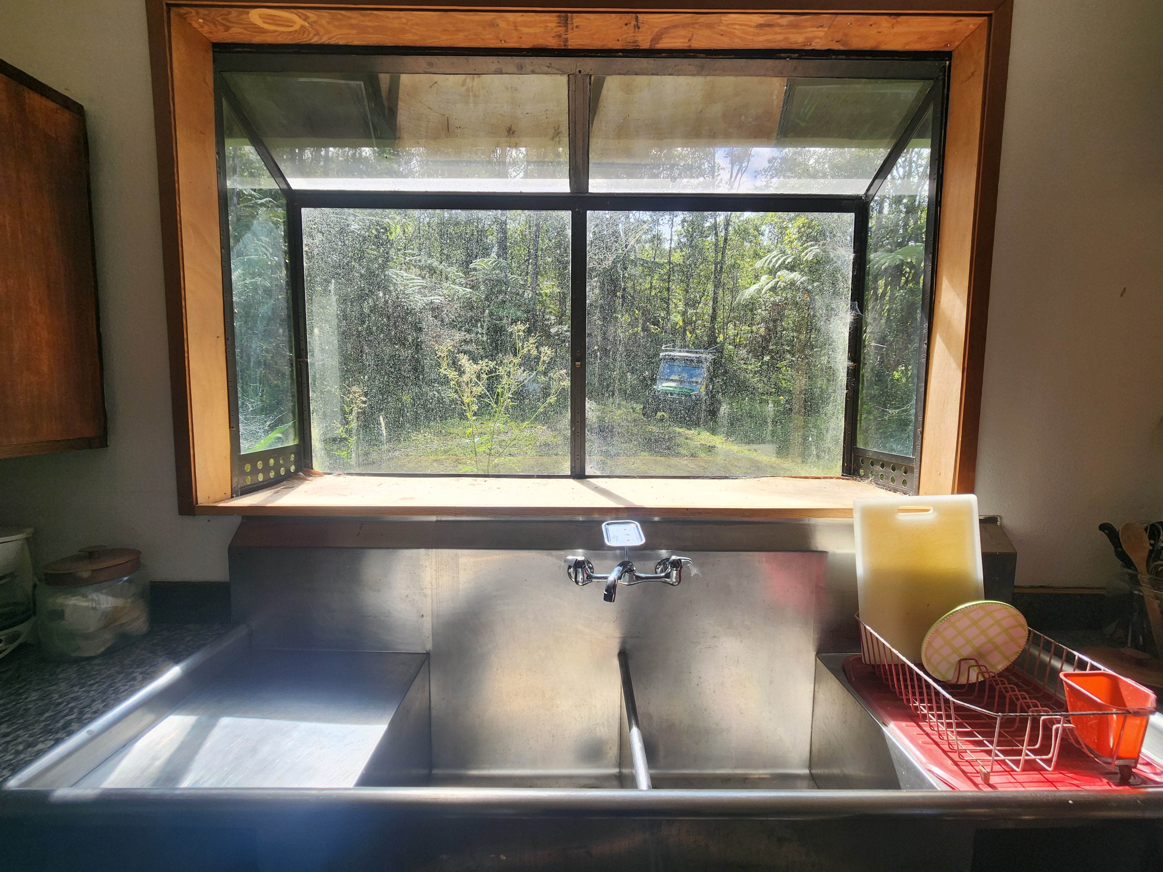 Mamalahoa Highway Captain Cook, HI 96704 - Photo 10 of 19 a view of sitting area in living room