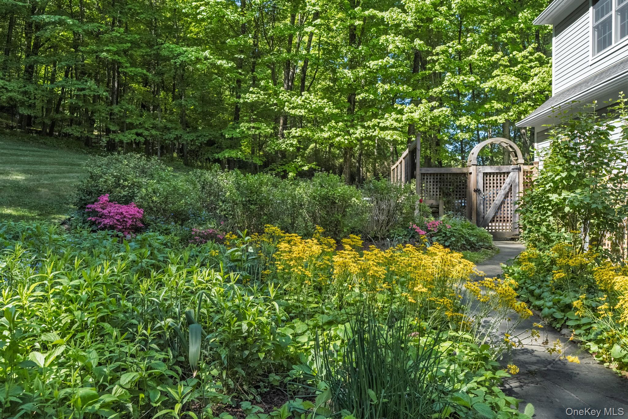 77 Old Stone Hill Road Pound Ridge, NY 10576 - Photo 35 of 37