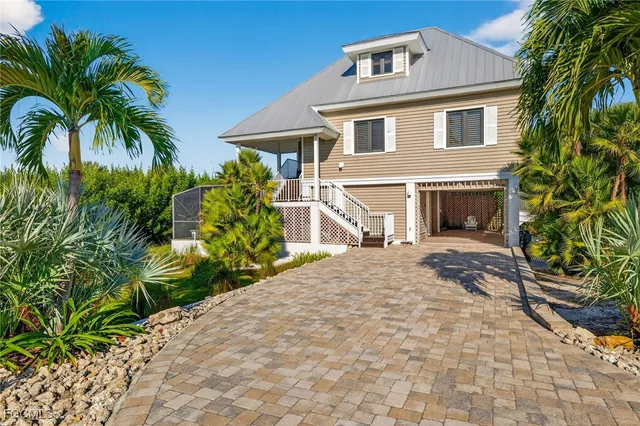 $969,900 | 698 Spartina Court, Sanibel, FL 33957