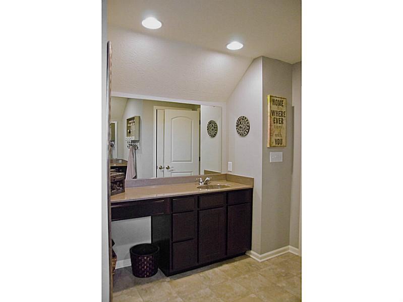 12471 Wolverton Way Fishers, IN 46037 - Photo 13 of 24 Gallery Image 13