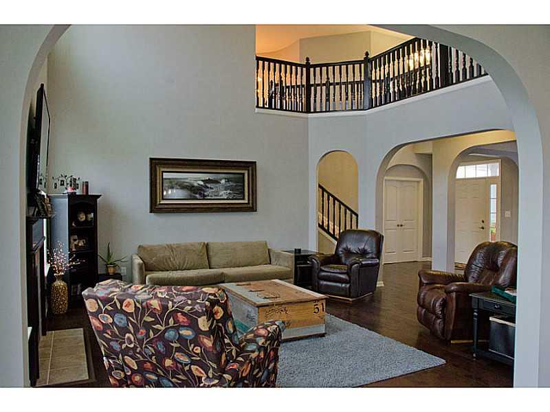 12471 Wolverton Way Fishers, IN 46037 - Photo 4 of 24 Gallery Image 4