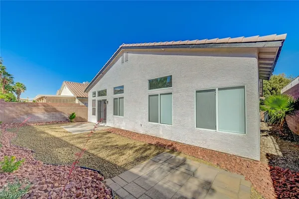 $2,075 | 3329 Ascona Court, Las Vegas, NV 89129