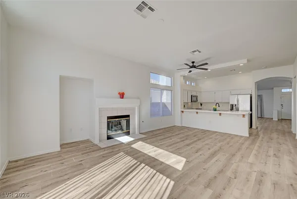 $2,075 | 3329 Ascona Court, Las Vegas, NV 89129