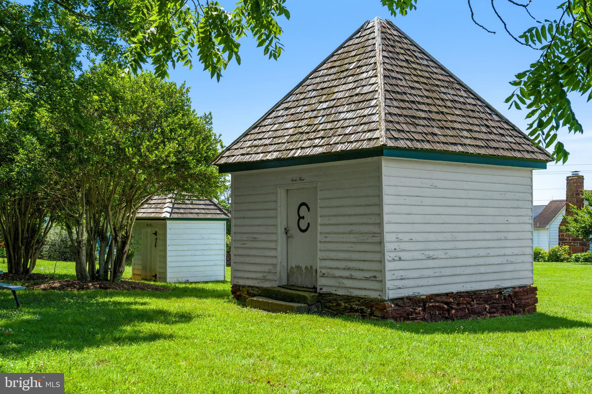 6190 Georgetown Road Broad Run, VA 20137 - Photo 64 of 95 Historic smoke house at Effingham
