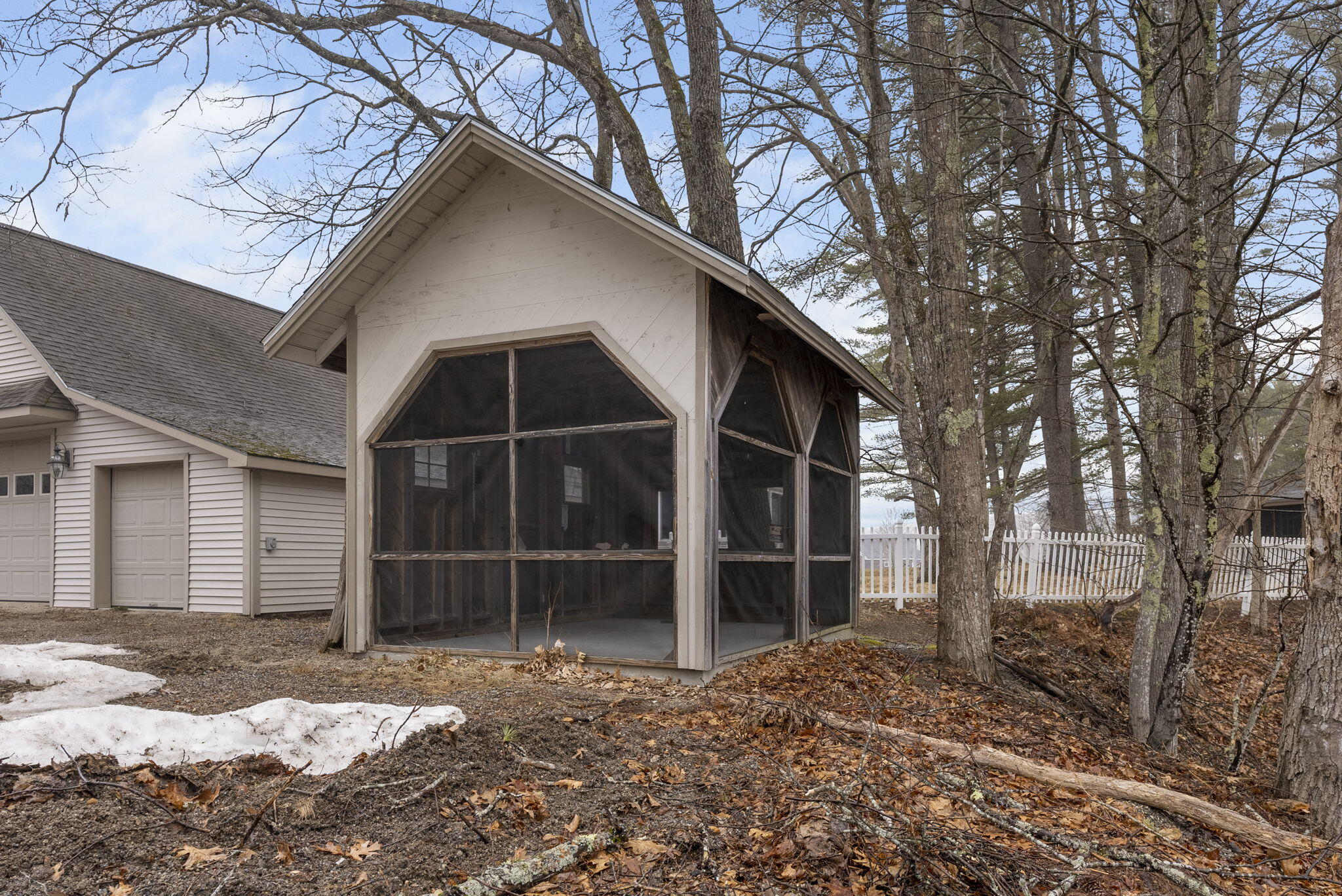 197 Edes Falls Road Naples, ME 04055 - Photo 38 of 63 Little Screened House