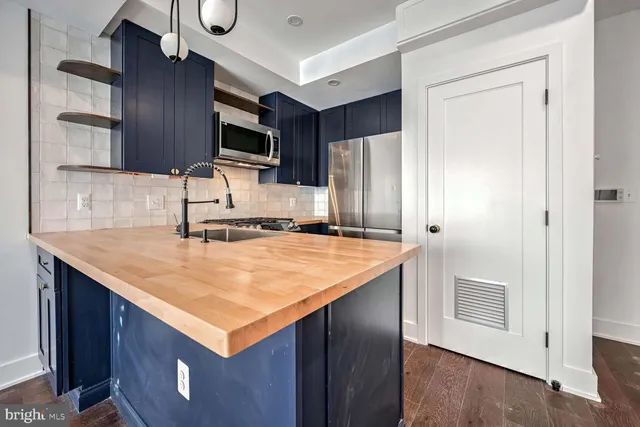 $2,050 | 3304 Georgia Avenue Northwest, Unit 3B, Washington, DC 20010