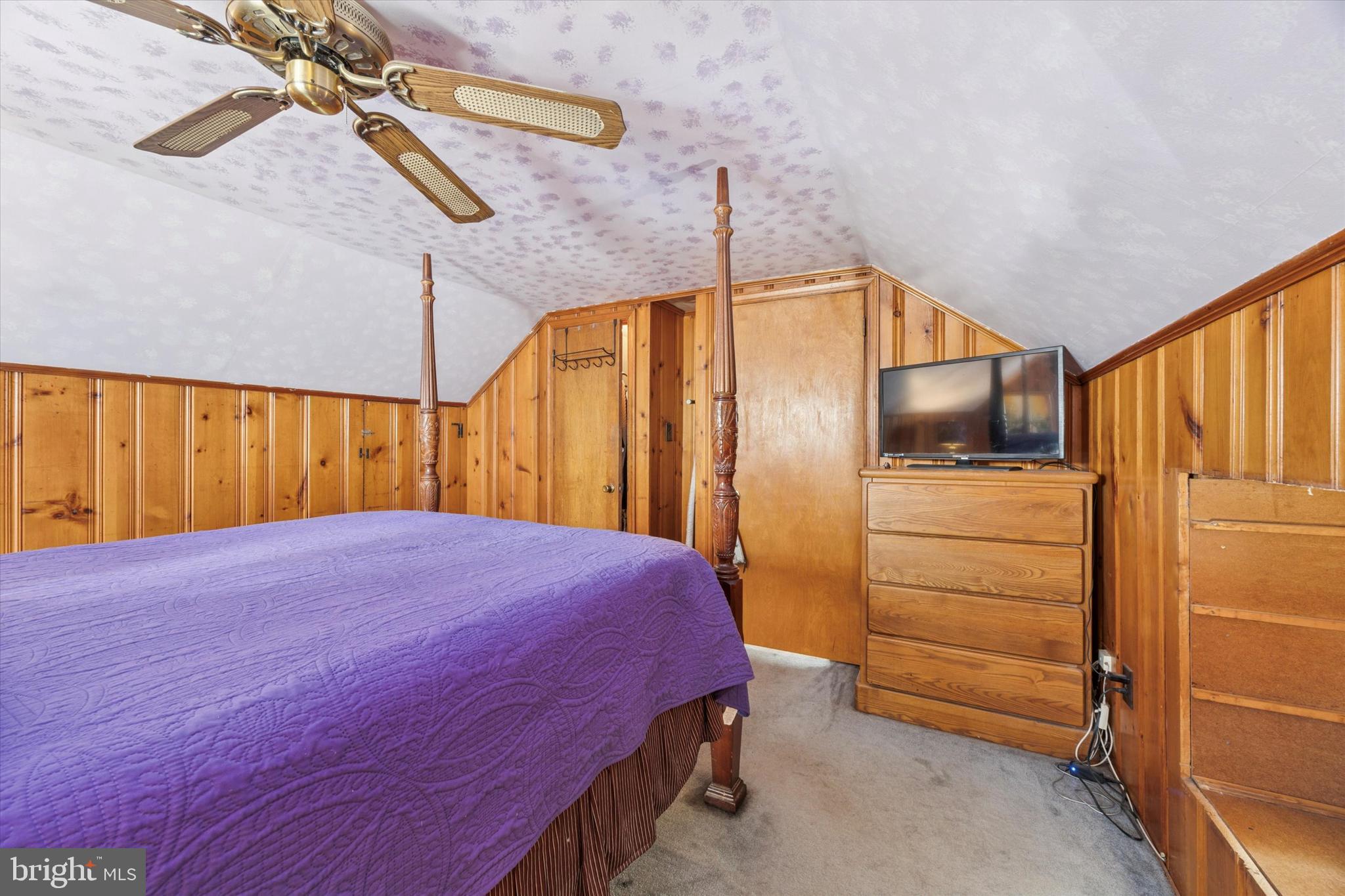 4410 School Lane Drexel Hill, PA 19026 - Photo 22 of 27 a bedroom with a bed and a closet