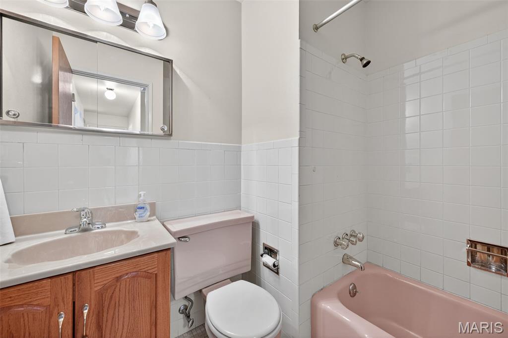 2175 Somerset Drive Florissant, MO 63033 - Photo 25 of 59