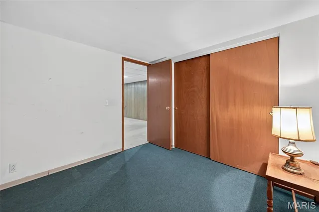 $170,000 | 2175 Somerset Drive, Florissant, MO 63033