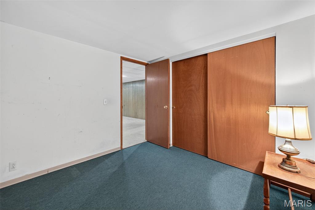 2175 Somerset Drive Florissant, MO 63033 - Photo 34 of 59