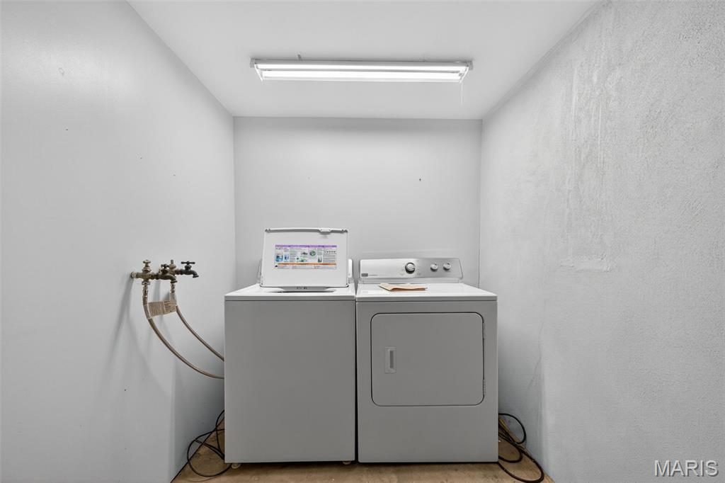 2175 Somerset Drive Florissant, MO 63033 - Photo 36 of 59