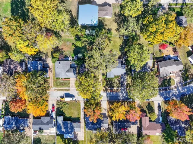 $170,000 | 2175 Somerset Drive, Florissant, MO 63033