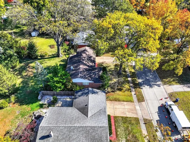 $170,000 | 2175 Somerset Drive, Florissant, MO 63033