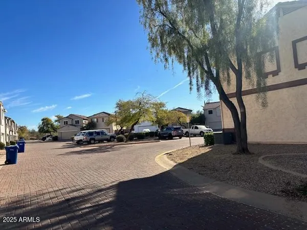 $2,095 | 10139 East Isleta Avenue, Mesa, AZ 85209