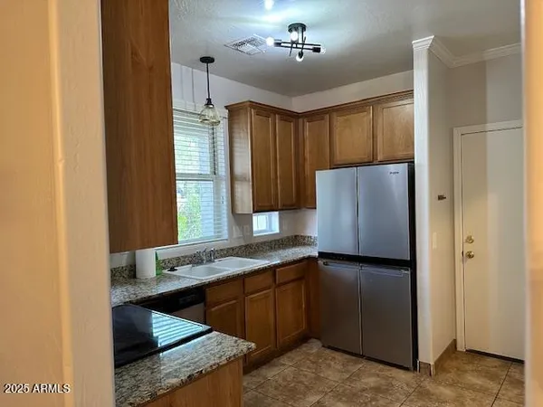 $2,095 | 10139 East Isleta Avenue, Mesa, AZ 85209