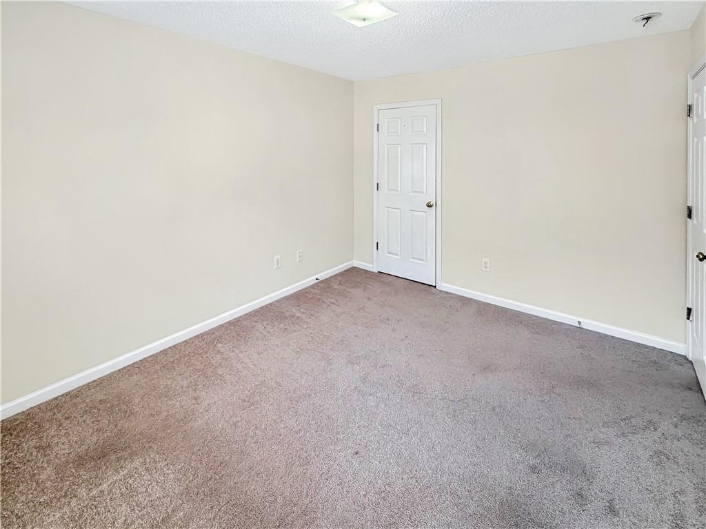 4085 Howell Park Road Duluth, GA 30096 - Photo 13 of 18 Gallery Image 13