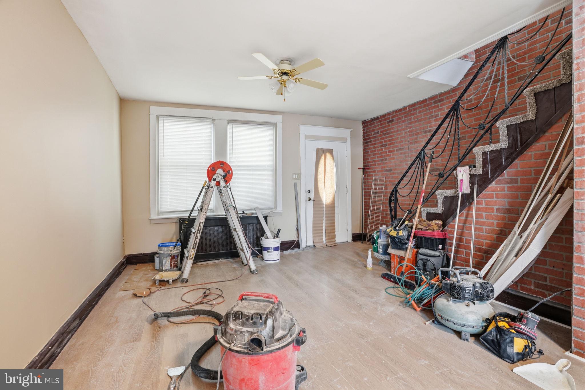 5412 Charles Street Philadelphia, PA 19124 - Photo 6 of 24