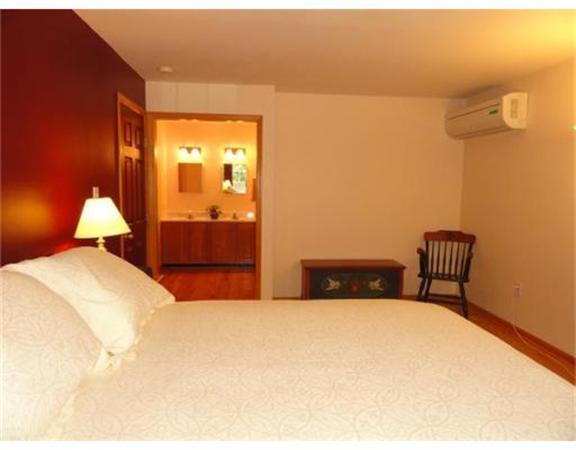 69 Pratt Corner Road Shutesbury, MA 01072 - Photo 6 of 19