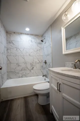 $1,800 | 41 Riverside Road South, Blackfoot, ID 83221