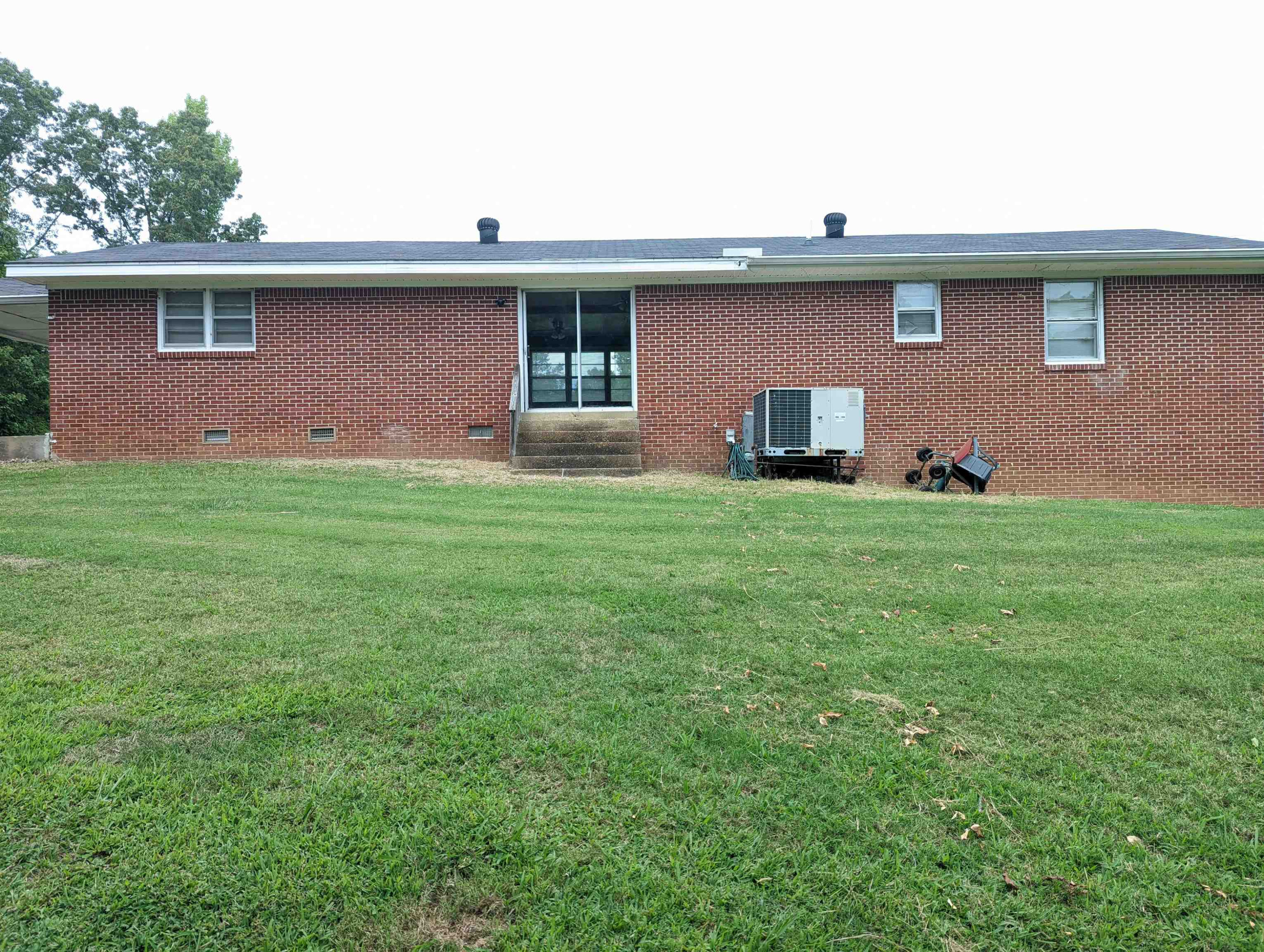 740 Warrens Bluff Road Lexington, TN 38351 - Photo 3 of 24 Photo 3