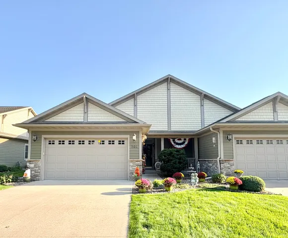 $384,900 | 506 Green Coulee Road, Onalaska, WI 54650