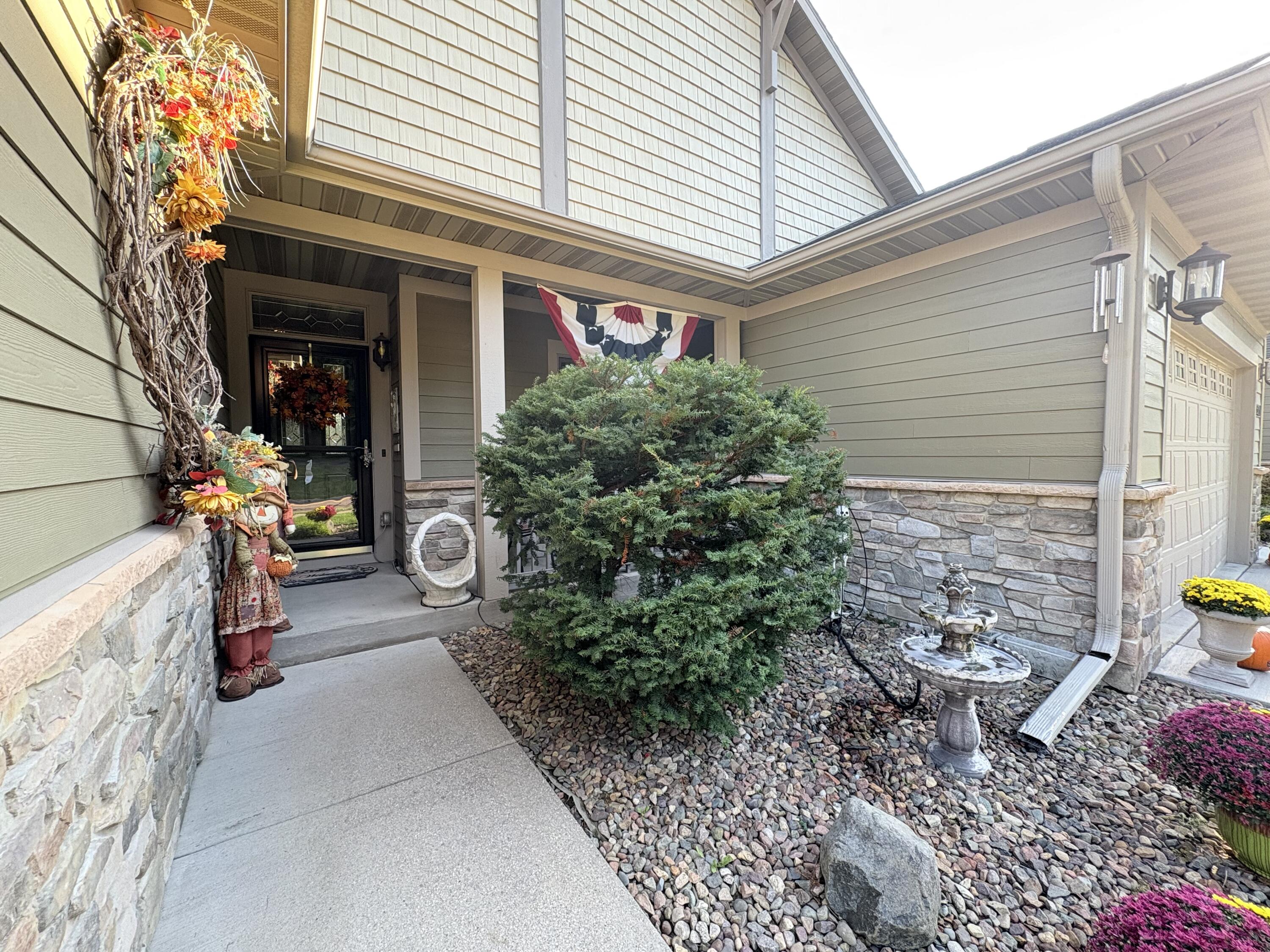 506 Green Coulee Road Onalaska, WI 54650 - Photo 4 of 46 IMG_0689