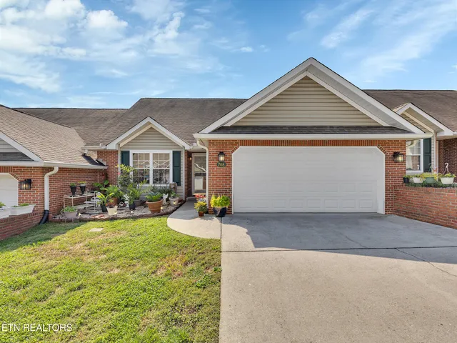 $430,000 | 708 Chambers Way, Knoxville, TN 37920