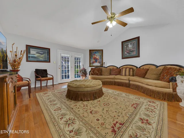 $430,000 | 708 Chambers Way, Knoxville, TN 37920