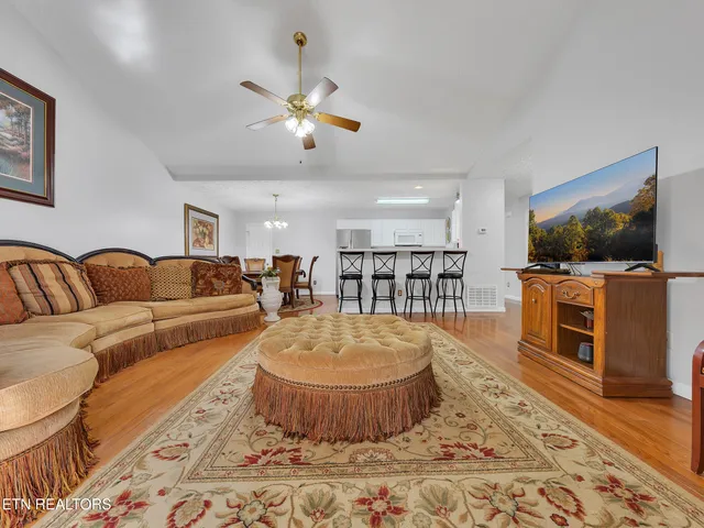 $430,000 | 708 Chambers Way, Knoxville, TN 37920