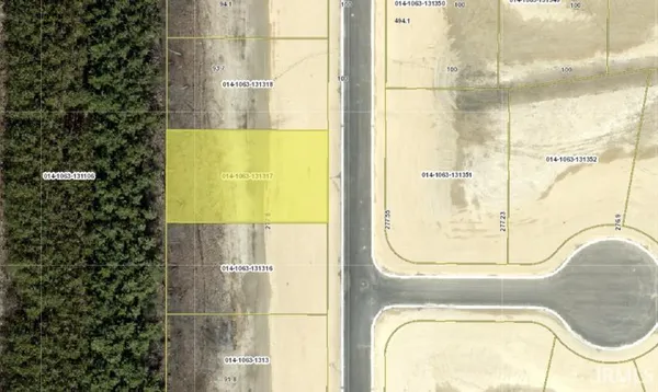 $90,000 | 54367 Columbia Bay Drive, Osceola, IN 46561