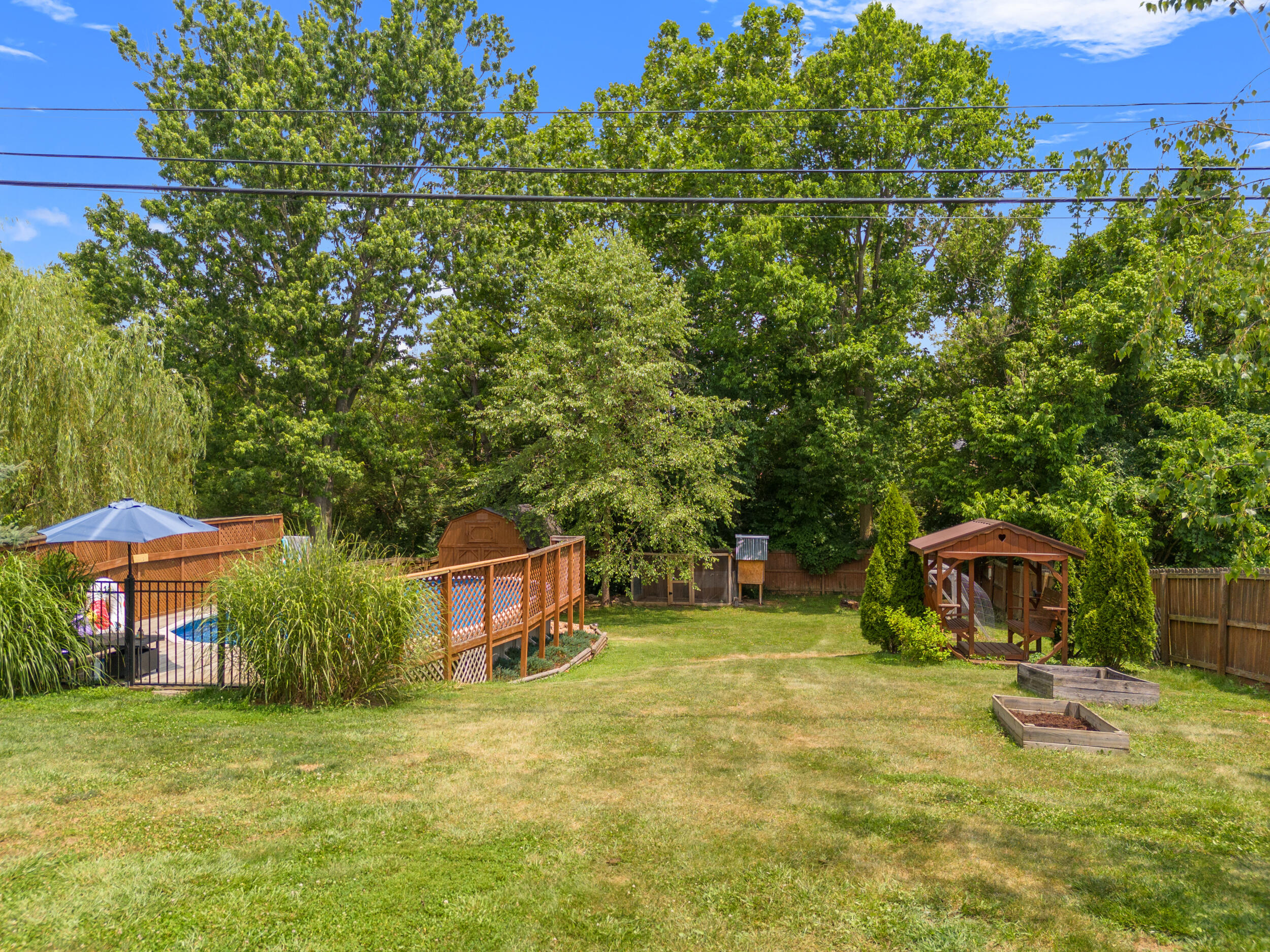 500 Williams Road Nicholasville, KY 40356 - Photo 15 of 38 Huge Backyard
