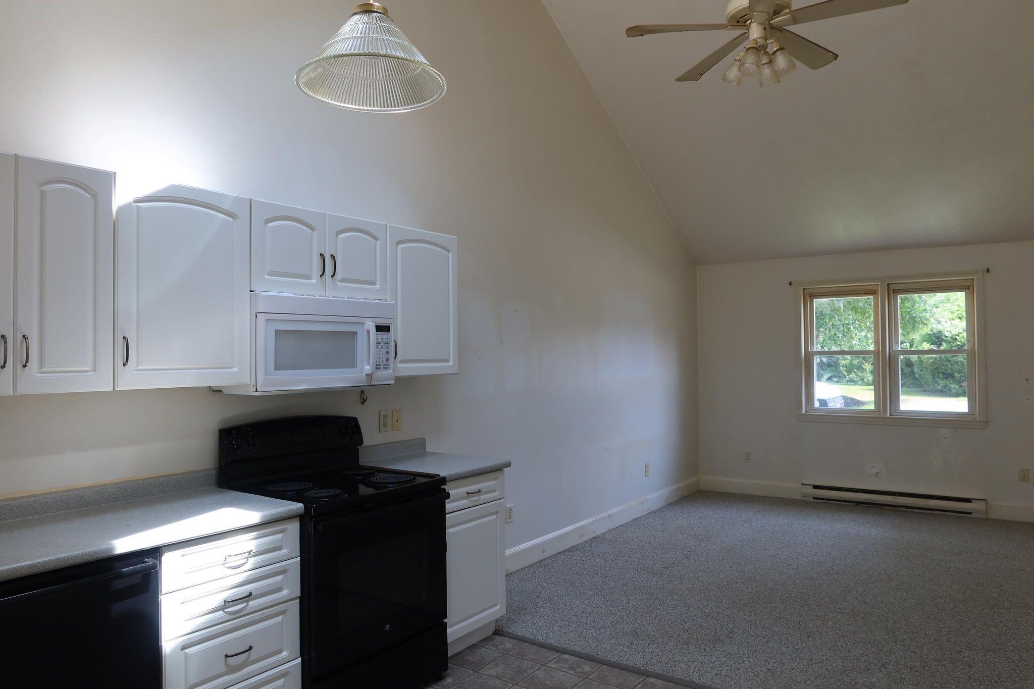 8 Nottingham Drive, Unit 8 Saco, ME 04072 - Photo 9 of 22 9