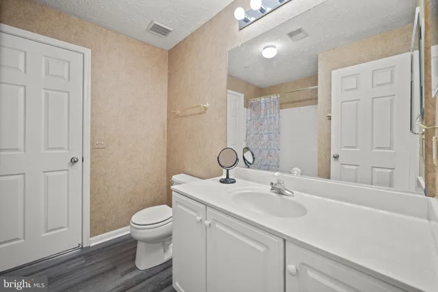 $195,000 | 570 Kennington Road, Unit 570, Reisterstown, MD 21136