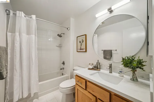 $385,000 | 91 Marina Lakes Drive, Richmond, CA 94804